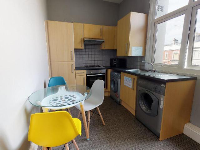 Apartment for rent in Greenbank, Mount Wise