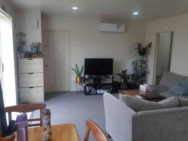 House for rent in Otakou
