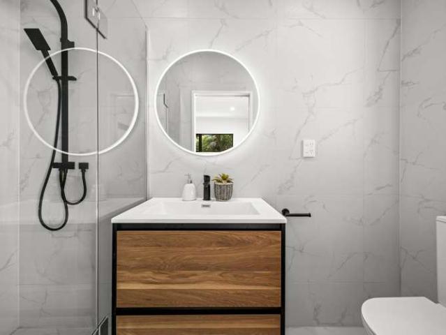 Townhouse for sale in Whangaparaoa