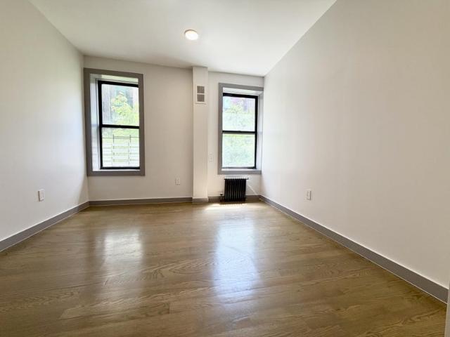 Room for rent in Arverne, New York