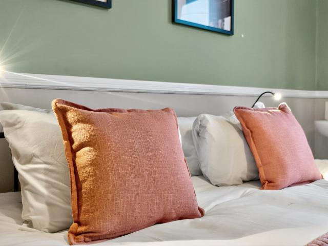 Apartment for rent in Falcon Lodge, Wales