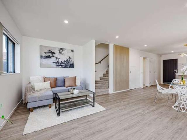 Townhouse for sale in East Tamaki