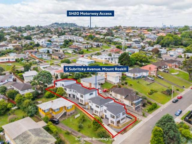 Townhouse for sale in Mount Roskill, Oroua County