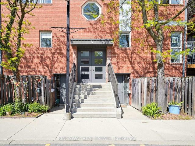 Condo for sale in Woburn, Ontario