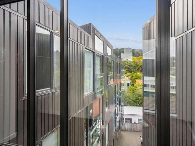 Apartment for sale in Mount Cook, Wellington