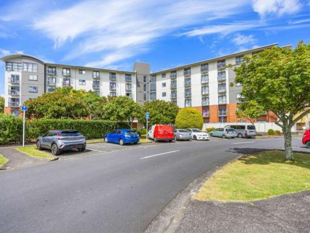 Apartment for sale in New Lynn