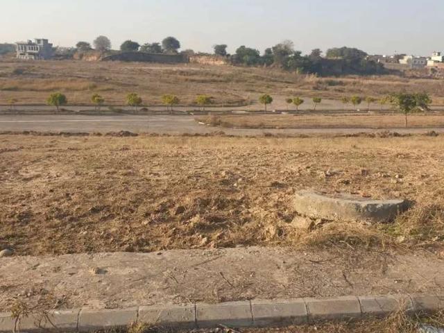 Land for sale in Islamabad