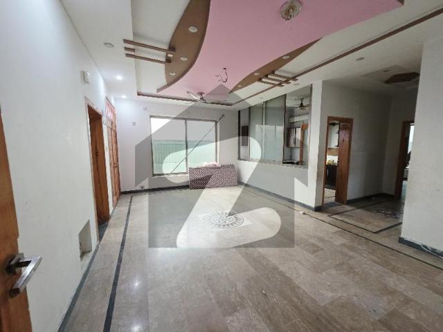 House for rent in Peshawar, North West Frontier Province
