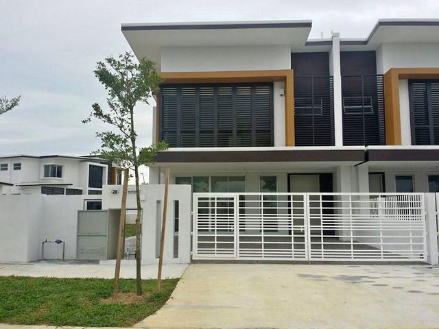 Terraced House for sale in Sepang, Tanjong Sepat
