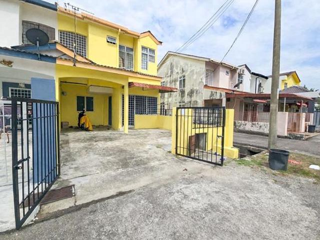 Terraced House for sale in Tanjong Sepat, Selangor