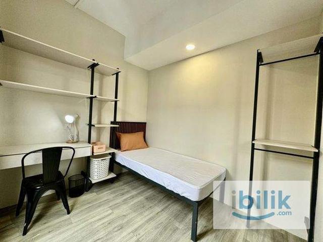 Room for rent in USJ 10 Taipan Triangle, Majlis Bandaraya Subang Jaya