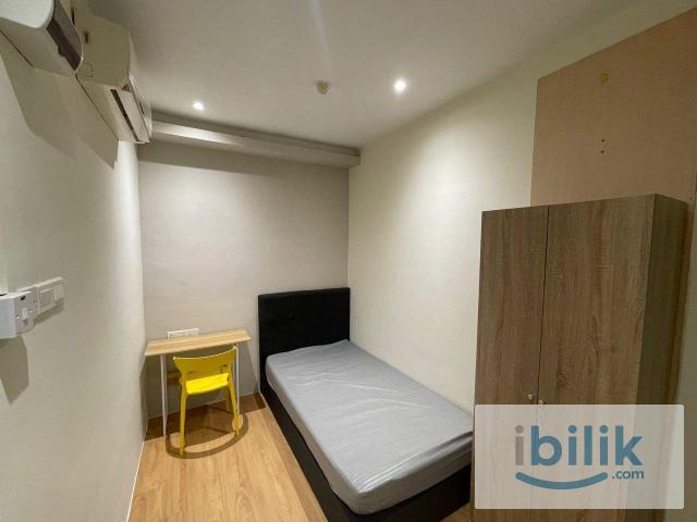 Room for rent in Kuala Lumpur, Country Heights Damansara