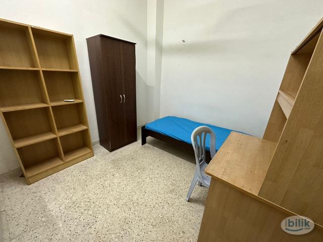 Room for rent in USJ 10 Taipan Triangle, Majlis Bandaraya Subang Jaya