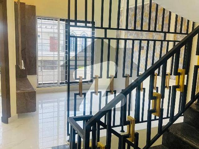 House for sale in Sialkot, Islamabad Capital Territory