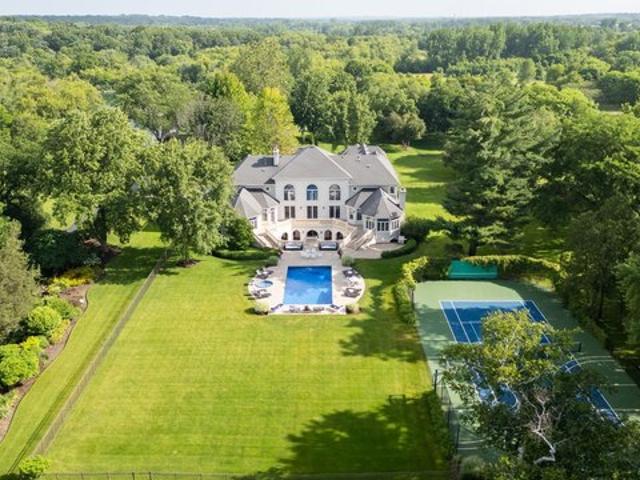 House for sale in Saint Charles, Iowa