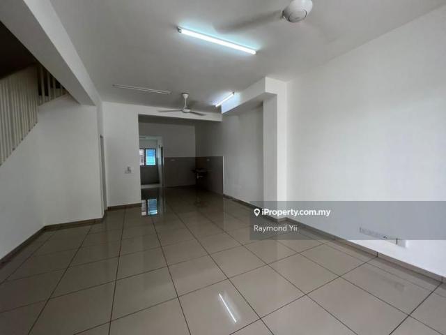 House for rent in Petaling, Alam Impian