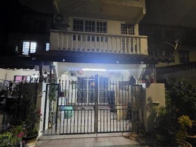 Terraced House for rent in Country Heights Damansara, Kuala Lumpur