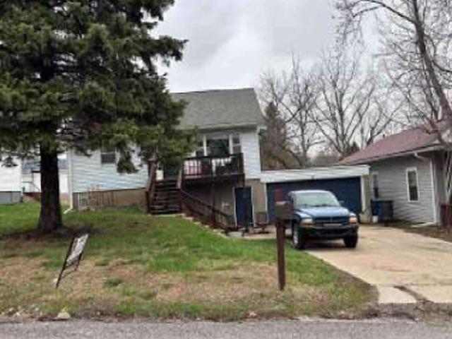House for sale in Clinton, Iowa