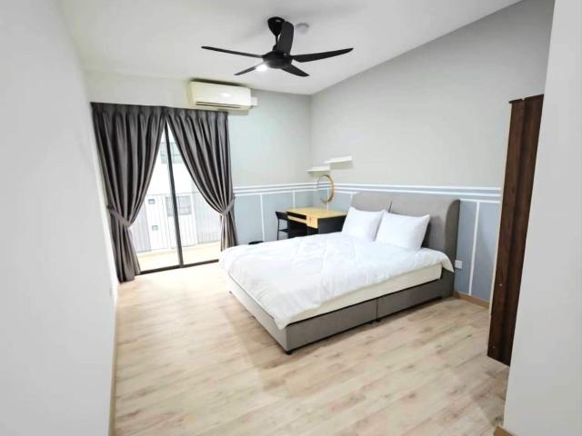 Room for rent in Petaling, Damansara Damai