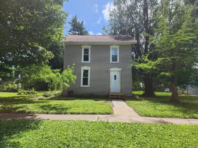 House for sale in Gladbrook, Iowa