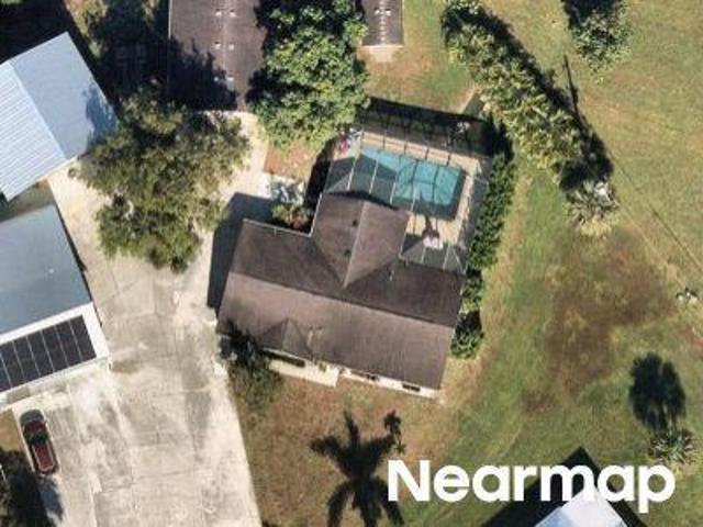 House for sale in Naples