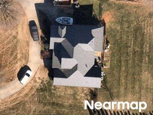 House for sale in Hickory