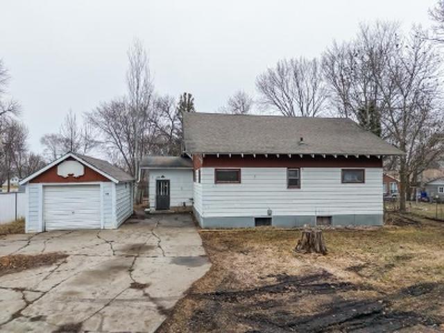 House for sale in Mahnomen, Minnesota
