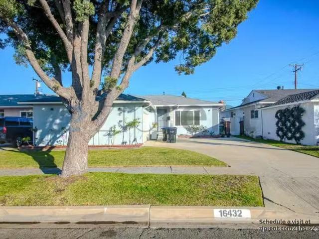 House for rent in Long Beach