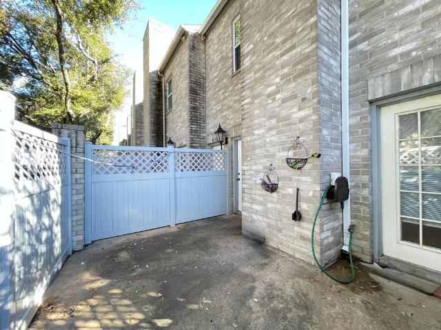 Condo for sale in Houston