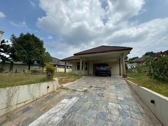 Bungalow for sale in Selayang, Selangor