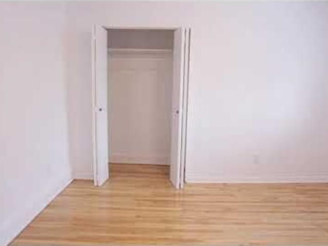 Apartment for rent in Hampstead, Quebec