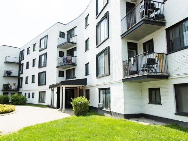 Apartment for rent in Hampstead, Quebec