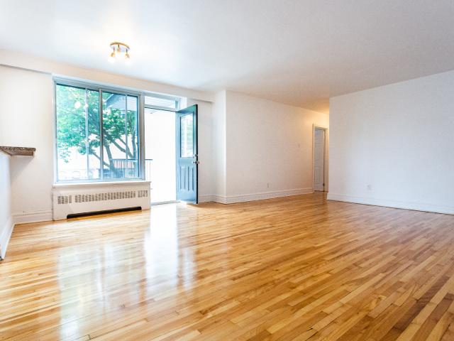 Apartment for rent in Hampstead, Quebec