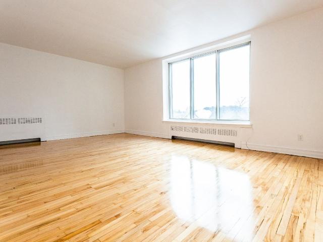 Apartment for rent in St. Leonard's, Quebec