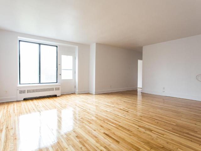Apartment for rent in Hampstead, Quebec