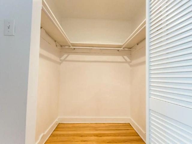 Apartment for rent in Hampstead, Quebec