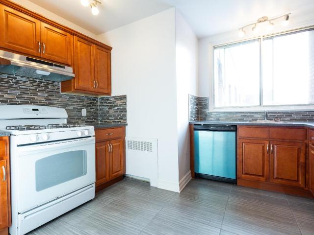 Apartment for rent in Hampstead, Quebec