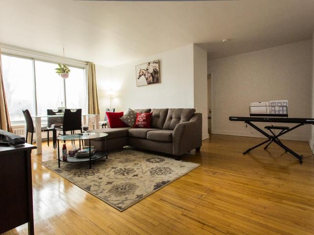 Apartment for rent in Hampstead, Quebec