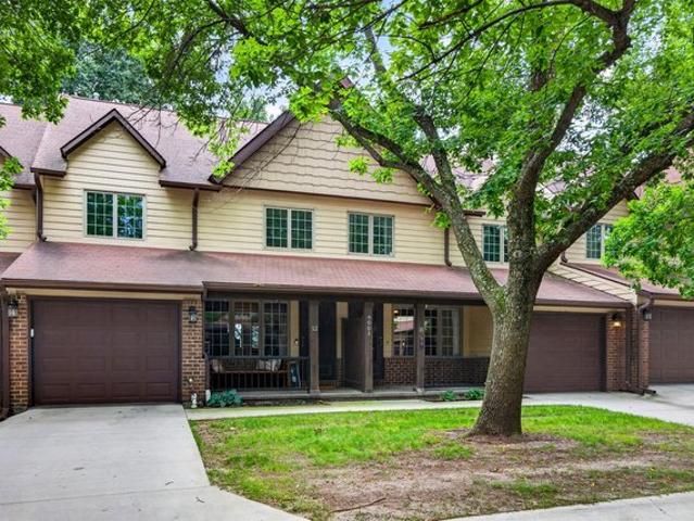 Townhouse for sale in Des Moines, Polk County