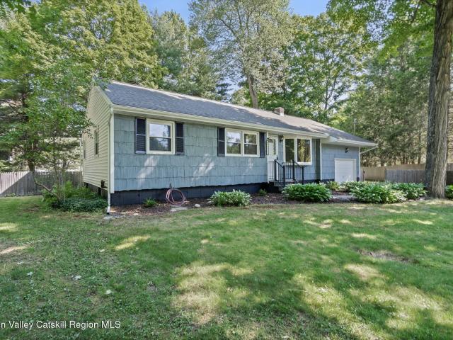House for sale in Kinderhook, New York
