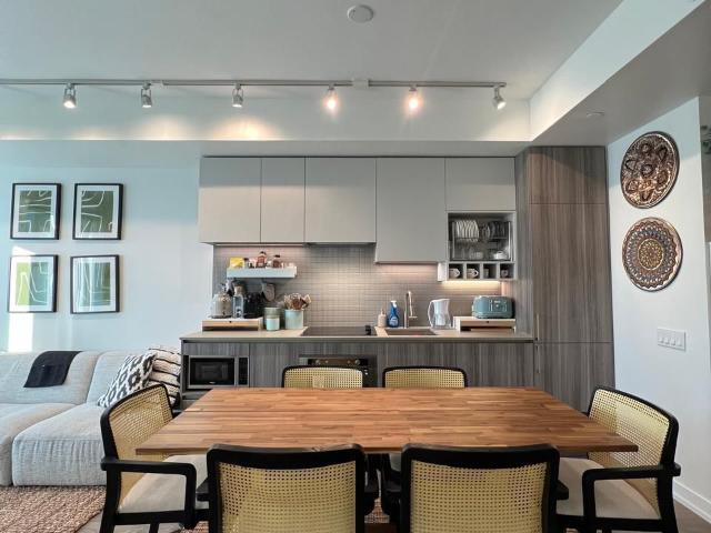 Condo for rent in Toronto, Golden Horseshoe