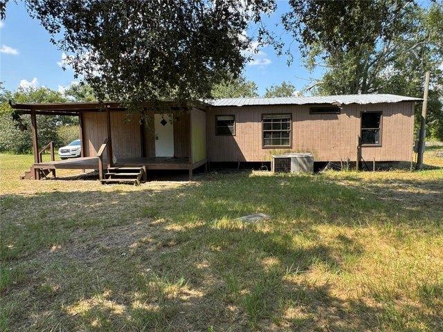 House for sale in Suwannee, Florida