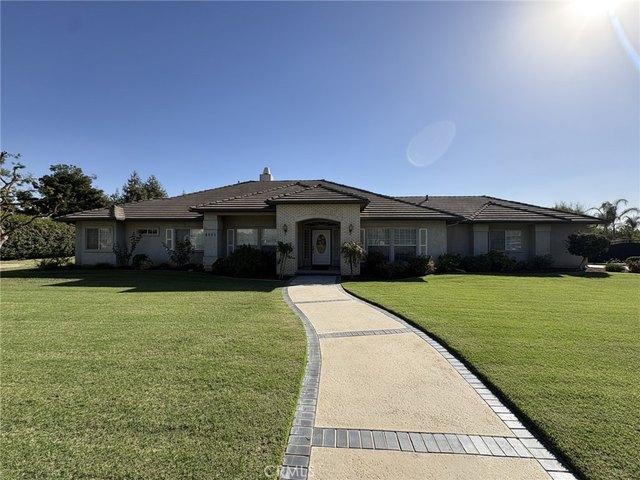House for sale in Quail Run, Visalia