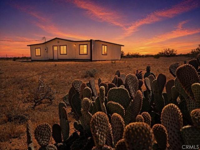 House for sale in Landers, California