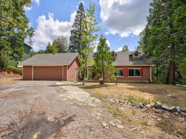 House for sale in North Fork, California