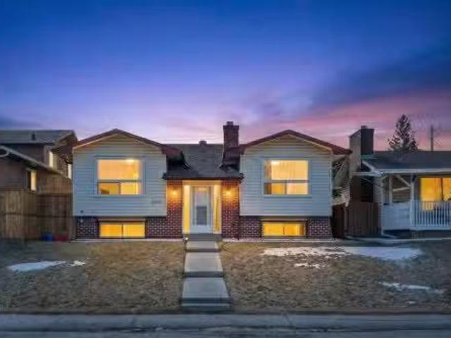 House for sale in Northwest, Alberta