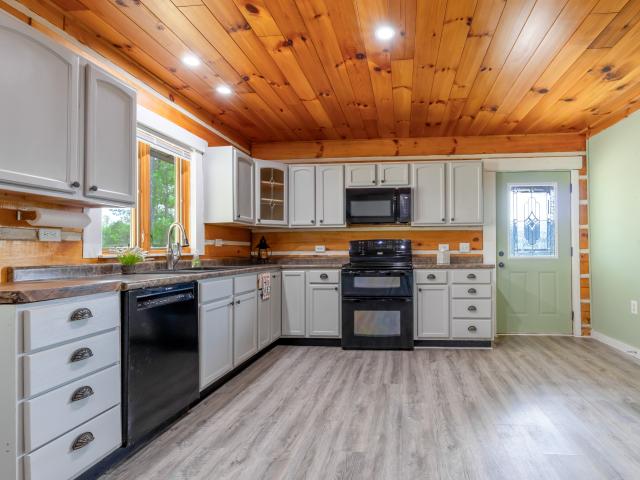House for sale in Nashville, Indiana