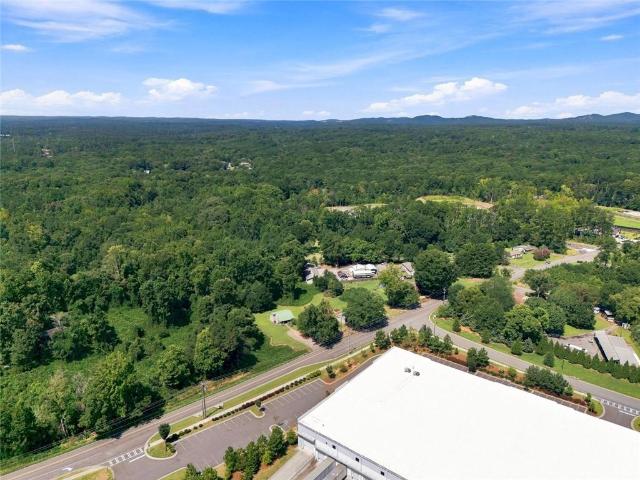 House for sale in Acworth, Georgia