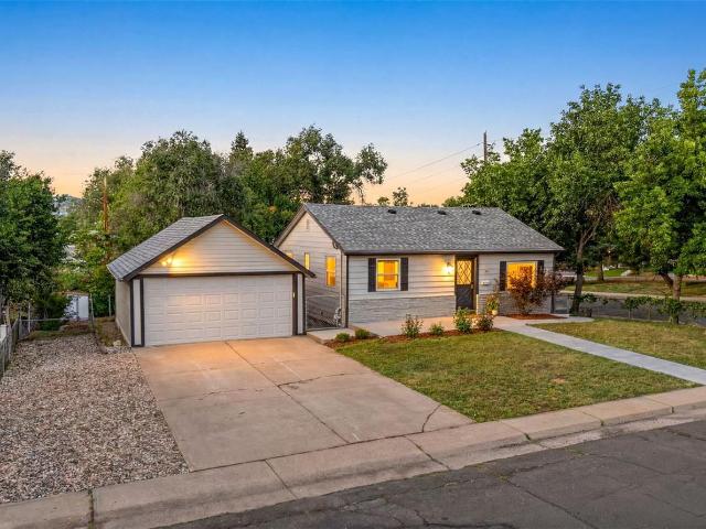 House for sale in Arapahoe, Colorado