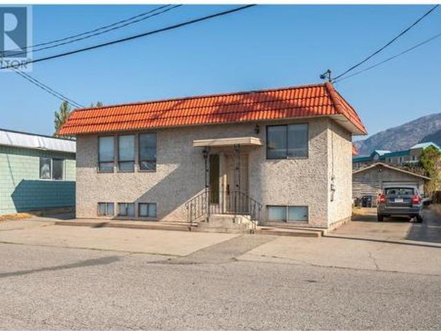 House for sale in Osoyoos House for sale in Osoyoos